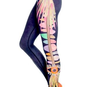 Teeki Jungle Eyes hot pants size small